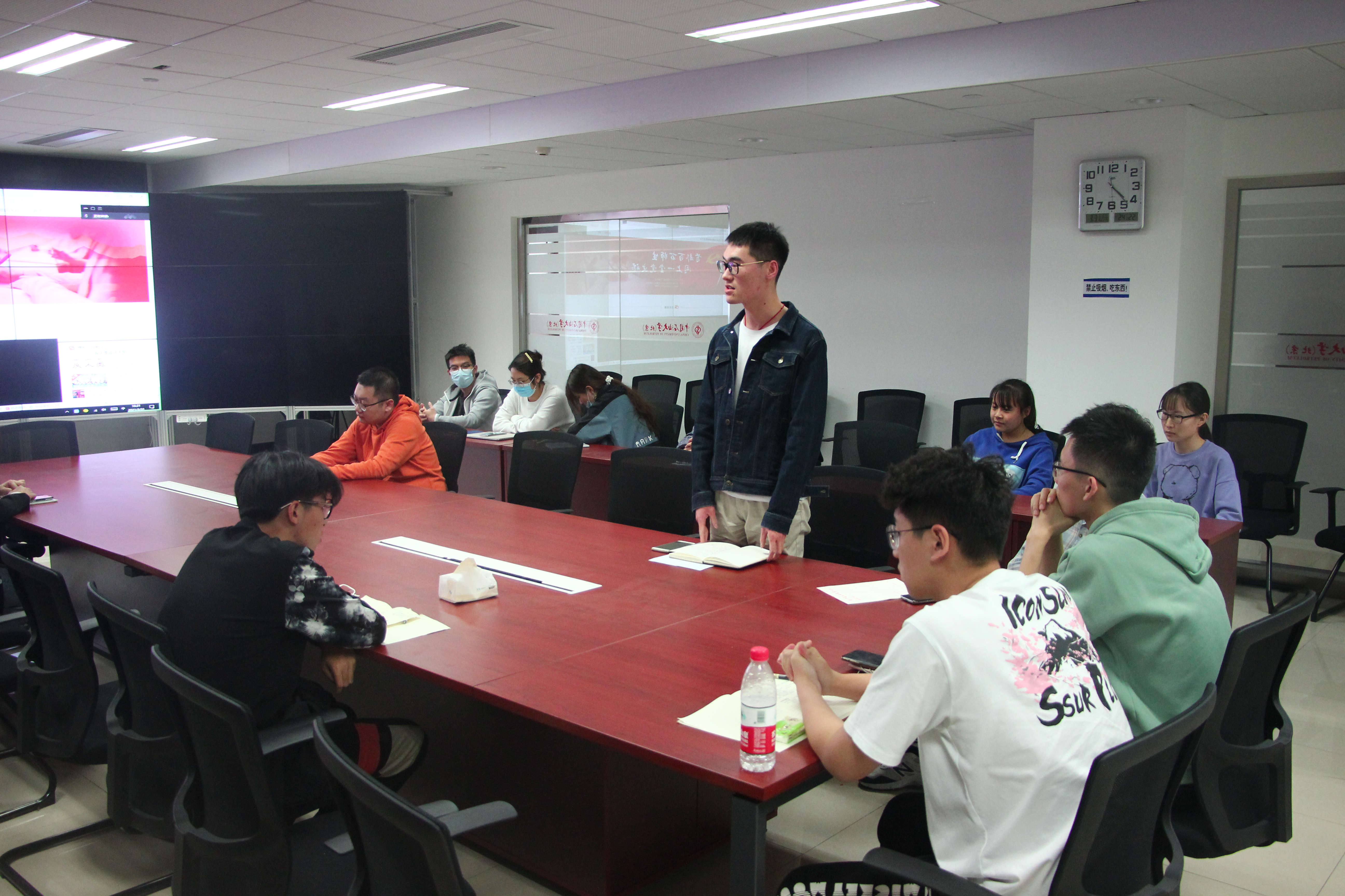 00ce3c3aaf0742b885a79bfd63eea840.jpg 00ce3c3aaf0742b885a79bfd63eea840.jpg