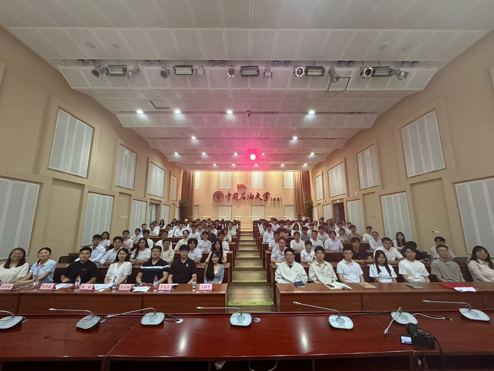 22e11a9b2b4a7e485882697d63e2cb58.jpg 22e11a9b2b4a7e485882697d63e2cb58.jpg
