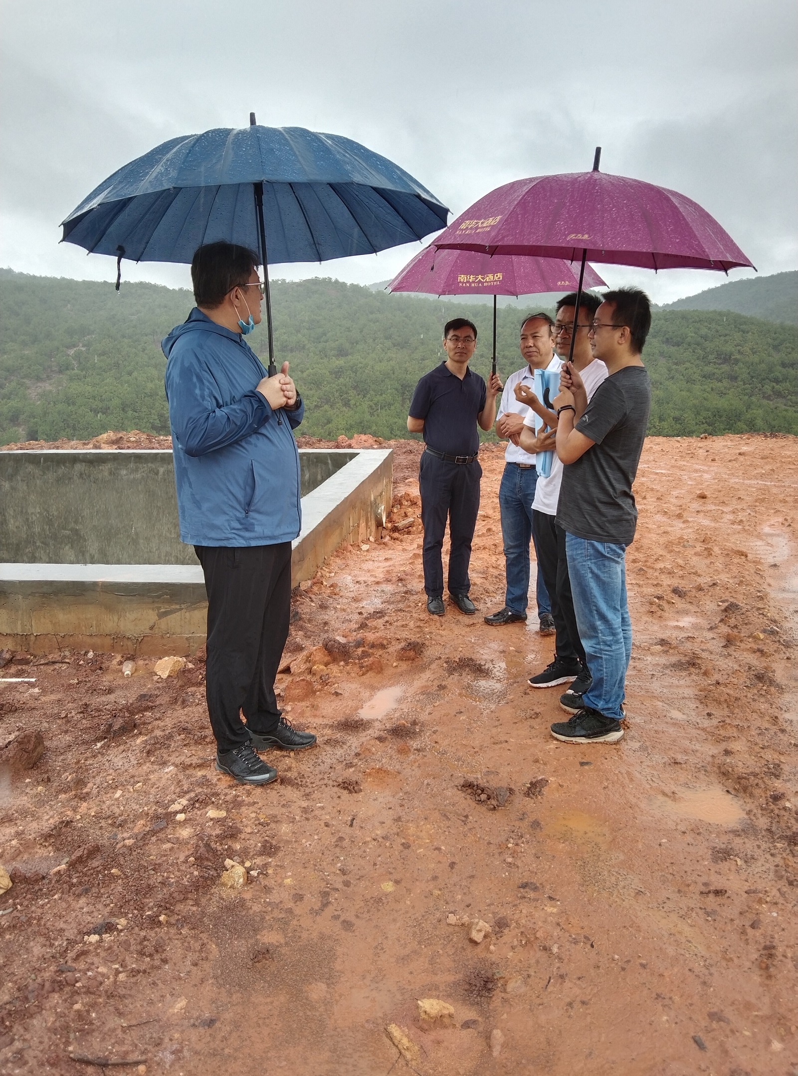 4ae94bbbc5f5471795f145beb3d03786.jpg 4ae94bbbc5f5471795f145beb3d03786.jpg