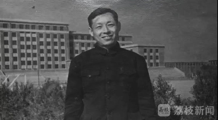 6a4f42b8ea554d37b92f9159684ffa4f.jpg 6a4f42b8ea554d37b92f9159684ffa4f.jpg