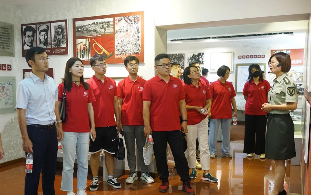 8db1d25e056544938f0e150f40c0a517.jpg 8db1d25e056544938f0e150f40c0a517.jpg