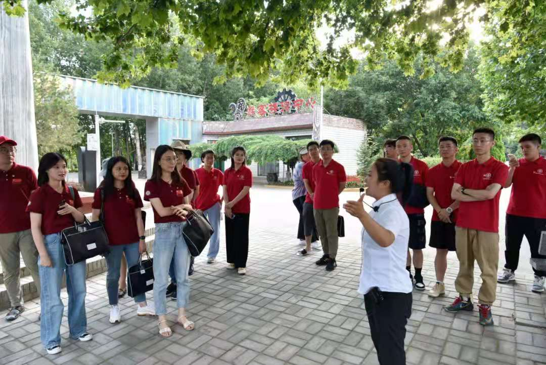 9e7a136c06be496b9caf1a2171b43775.png 9e7a136c06be496b9caf1a2171b43775.png