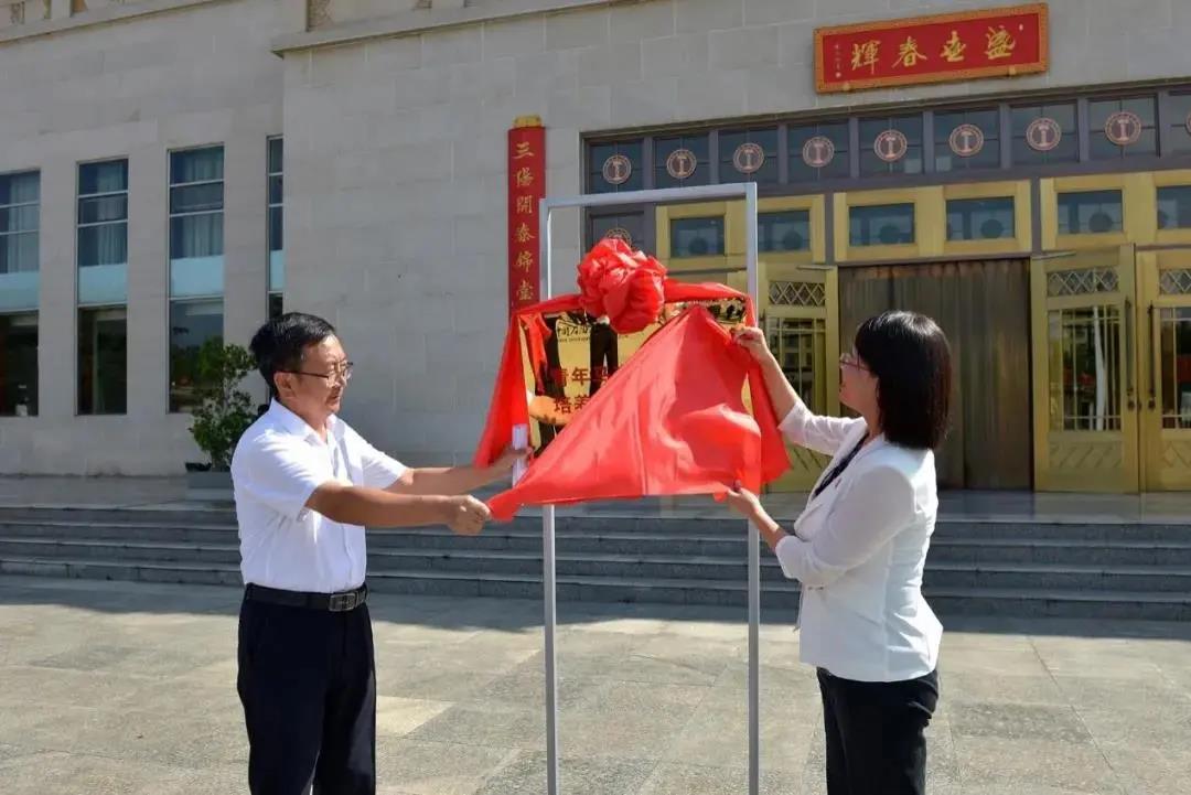 e1d405e6c2214051b200d9e4c536de63.jpg e1d405e6c2214051b200d9e4c536de63.jpg