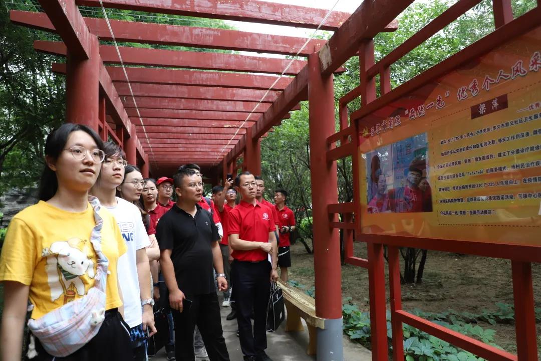 e9d7143fd4234a8aad40432c202a93db.jpg e9d7143fd4234a8aad40432c202a93db.jpg