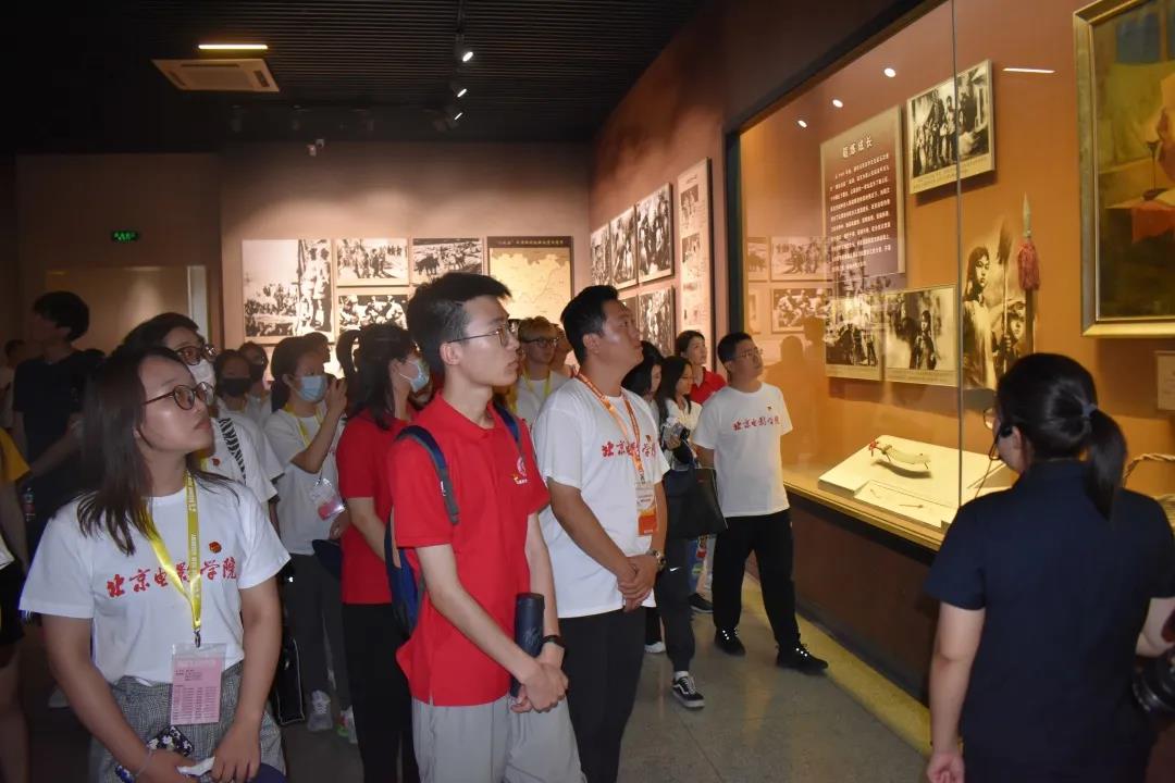 f726924299e94f4388c9c4b30c9baf06.jpg f726924299e94f4388c9c4b30c9baf06.jpg