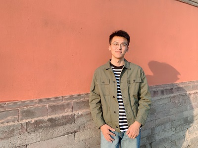 0999ba24f2e8471baf9348db01bfd4a2.jpg 石油工程学院+付文瑞+生活照.jpg