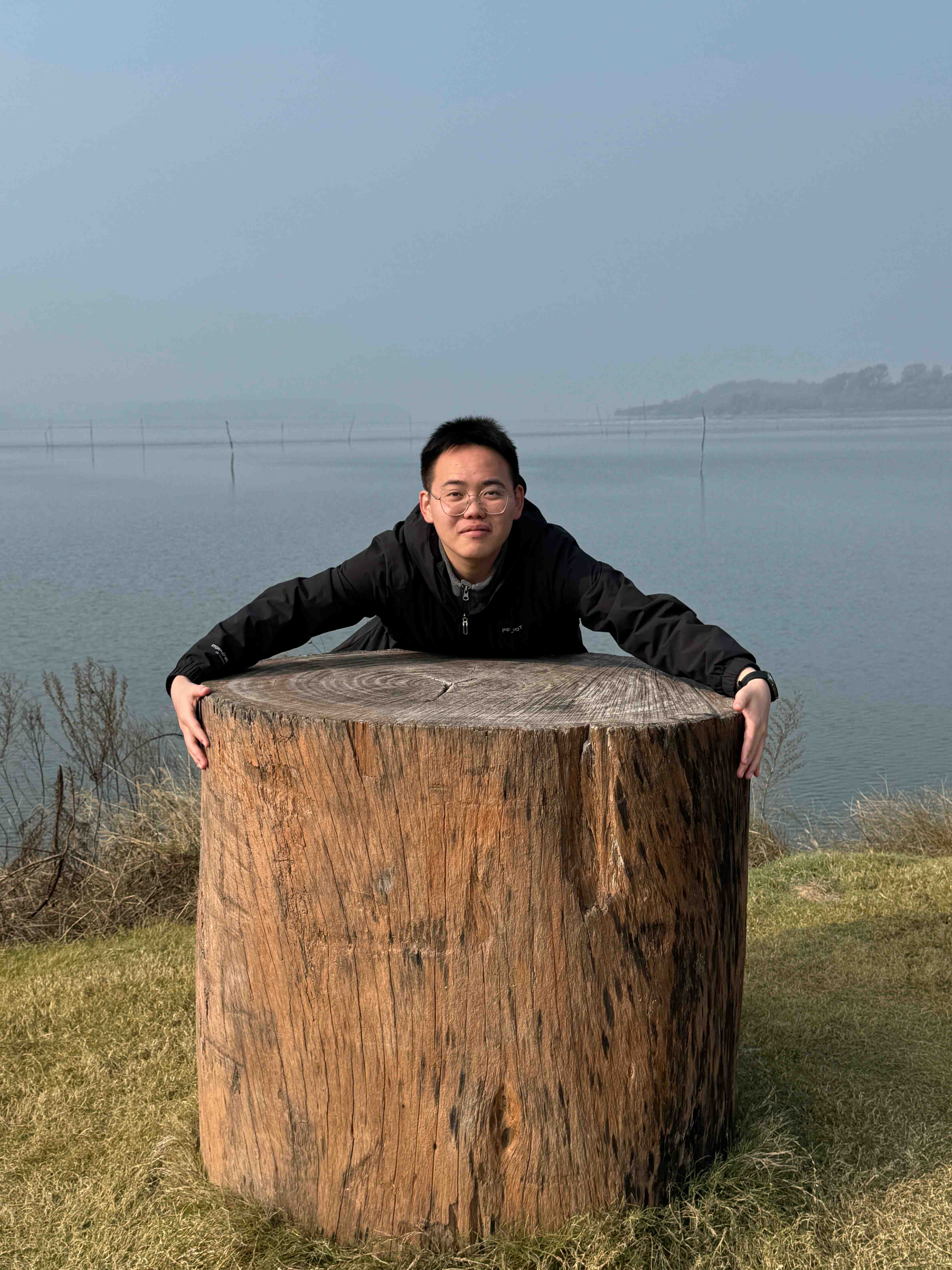 陈启伟 生活照.jpg