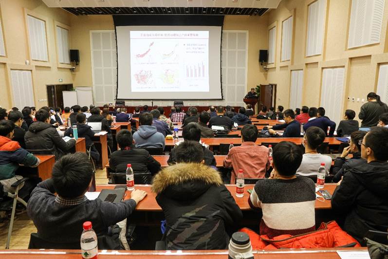 4f5bb78312e54bef9bfcaa511242473d.jpg 5.jpg