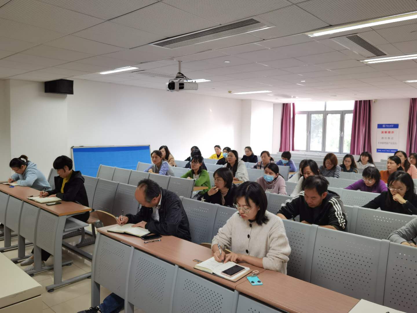 c95a79d2af43409a971856ddb50c0f16.jpg c95a79d2af43409a971856ddb50c0f16.jpg