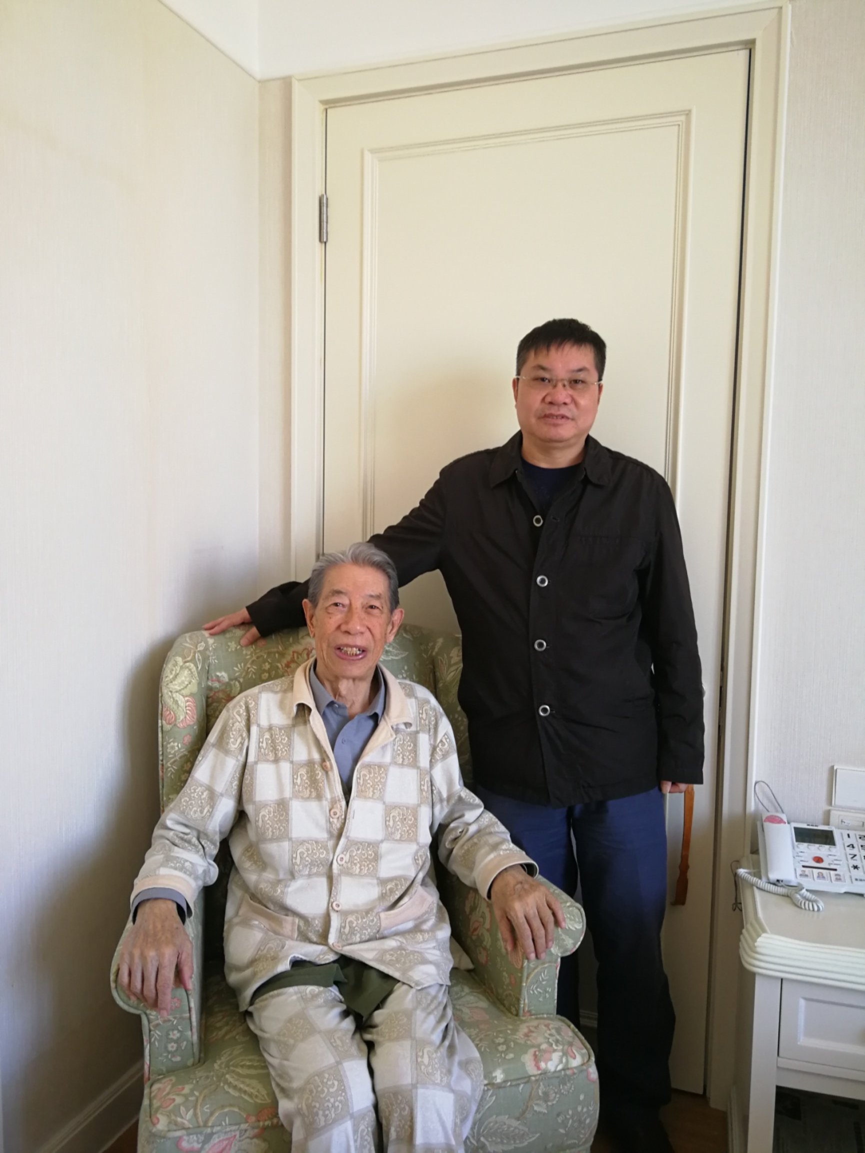 看望陆克政老师看望田崇鲁老师看望王铁冠院士看望吴元燕老师看望熊琦