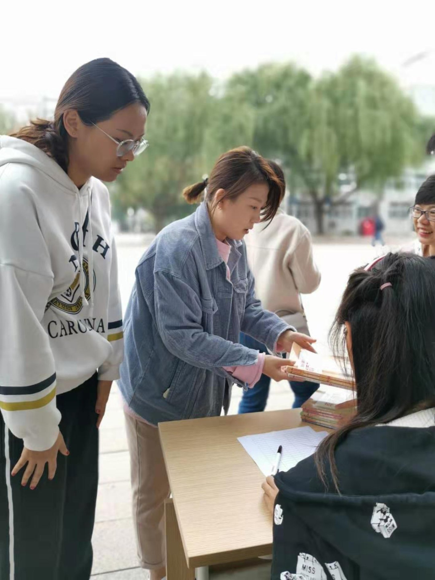 C:\Users\cxf\AppData\Local\Temp\WeChat Files\56235bbc723eb875d269d422b7f1a2c.jpg