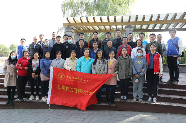 c99e30bb3b1645a489ff89e9a6470da9.jpg c99e30bb3b1645a489ff89e9a6470da9.jpg