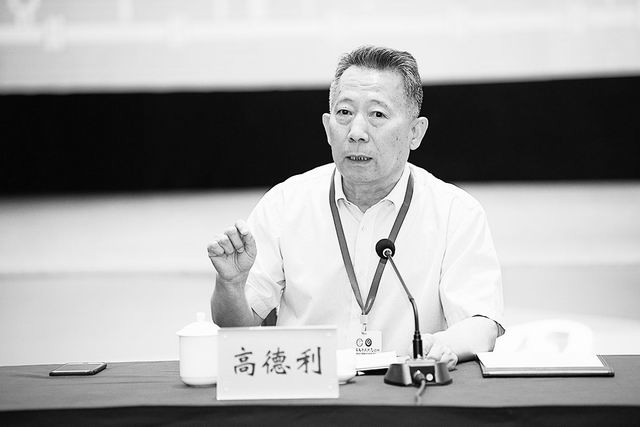 9437b713b8364dcf8eacb1a7eee7337d.jpg 9437b713b8364dcf8eacb1a7eee7337d.jpg