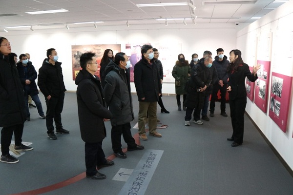 0685790deaed49f383933b2551f96810.jpg 0685790deaed49f383933b2551f96810.jpg