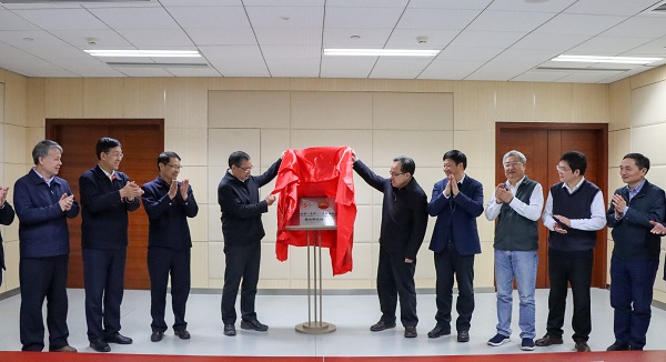 4bf55d05310548b887e26dd07e3c4571.jpg 4bf55d05310548b887e26dd07e3c4571.jpg