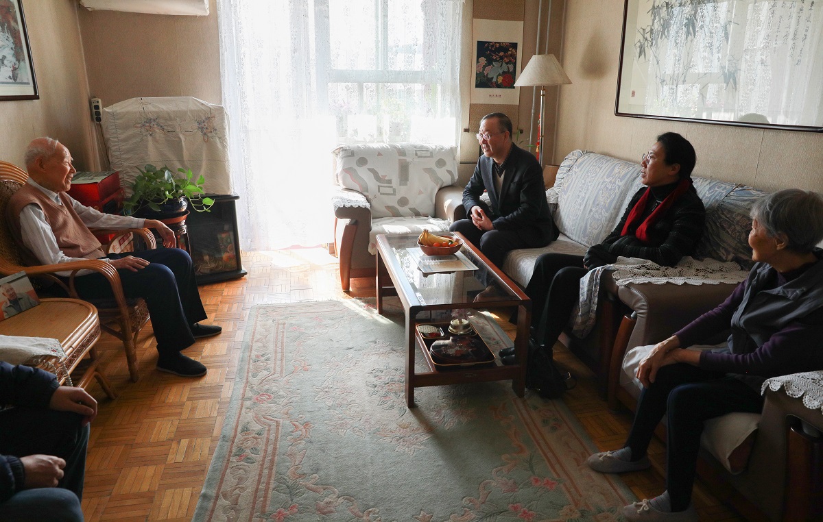 2f6ed222fac041479079446dc7c3a39f.jpg 2f6ed222fac041479079446dc7c3a39f.jpg