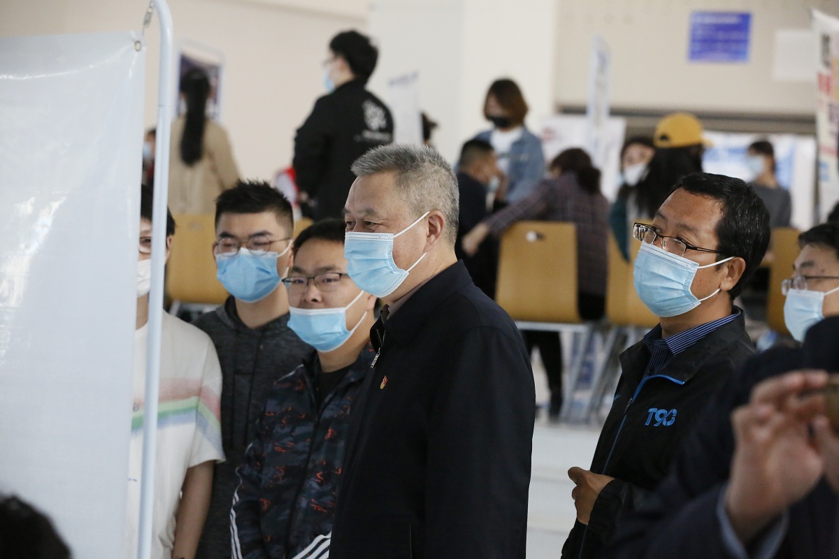 6ba8eaf4a1d04d40a42e195c7bee2c3a.jpg 6ba8eaf4a1d04d40a42e195c7bee2c3a.jpg