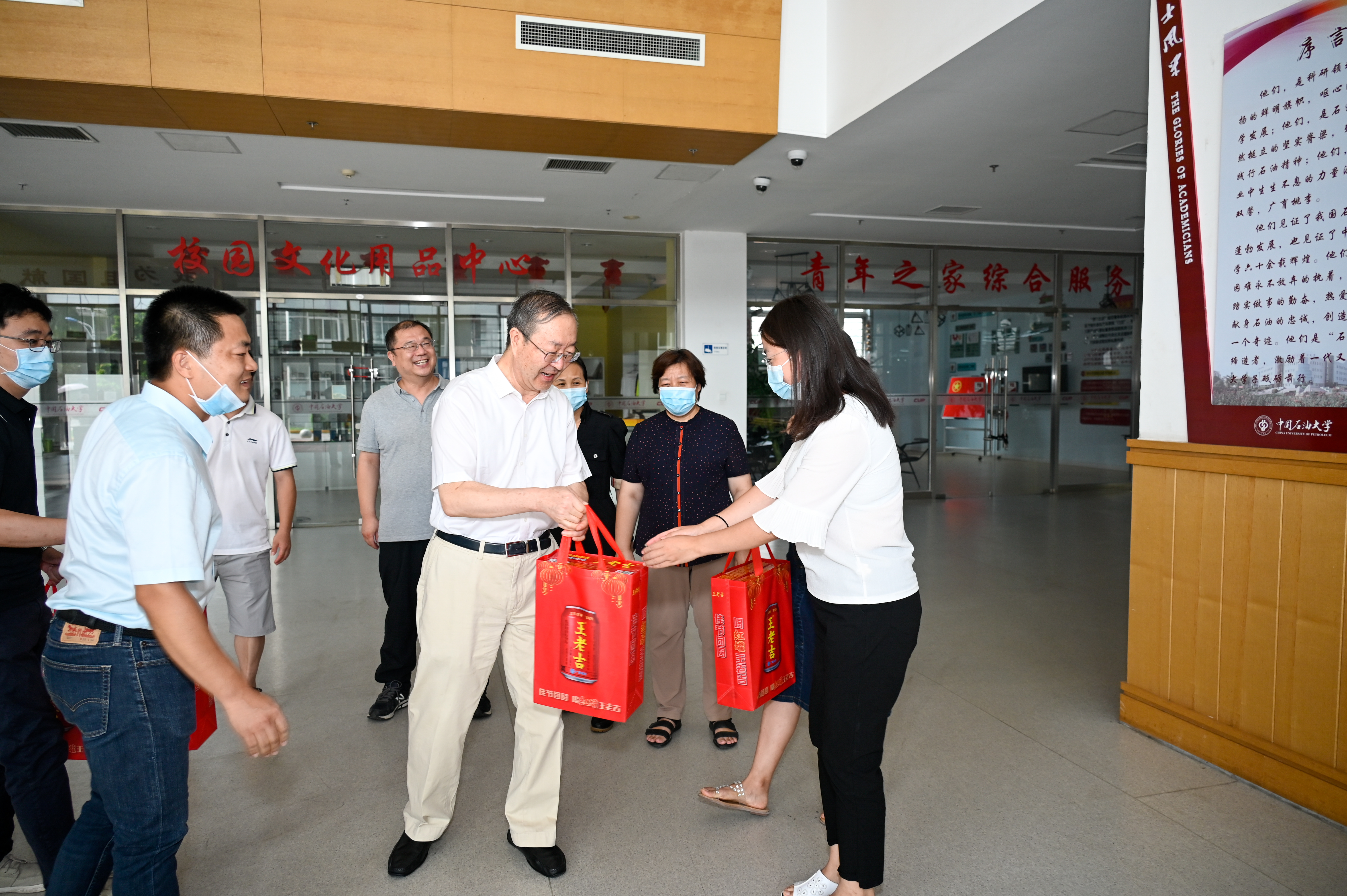 7b8a0961354245e29d9fb9f20861df1e.jpg 7b8a0961354245e29d9fb9f20861df1e.jpg