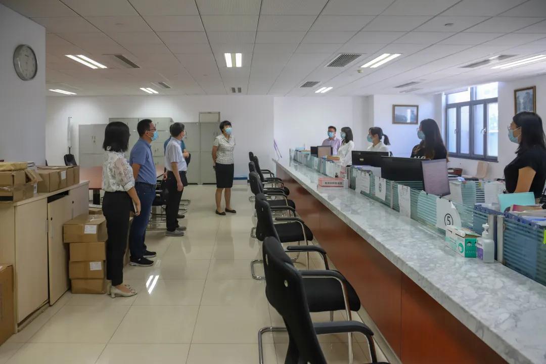 8df501f6797f4f69b235e0f6fbe17b11.jpg 8df501f6797f4f69b235e0f6fbe17b11.jpg