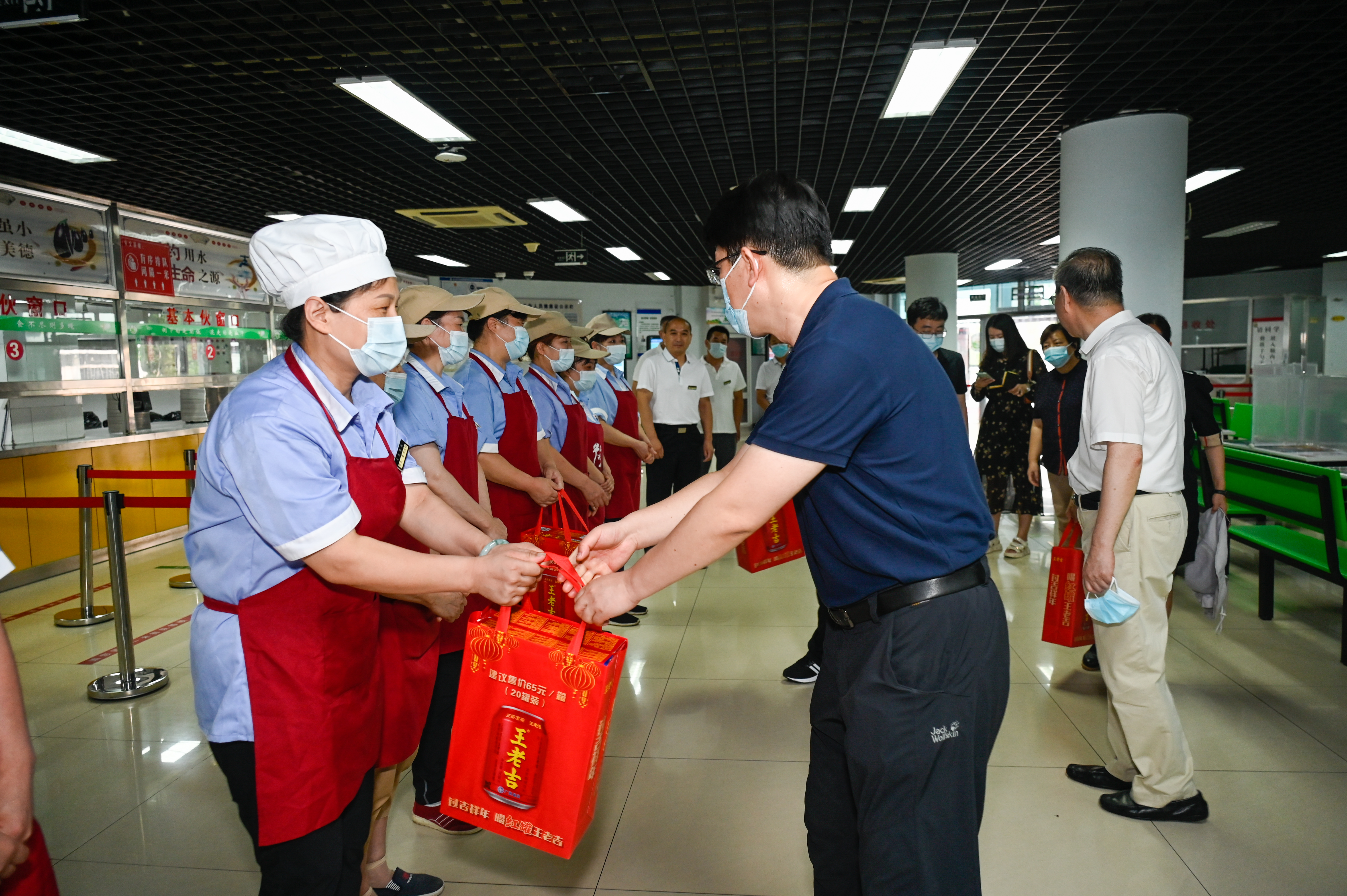 d30eb577f4334abf9889572ffc521072.jpg d30eb577f4334abf9889572ffc521072.jpg