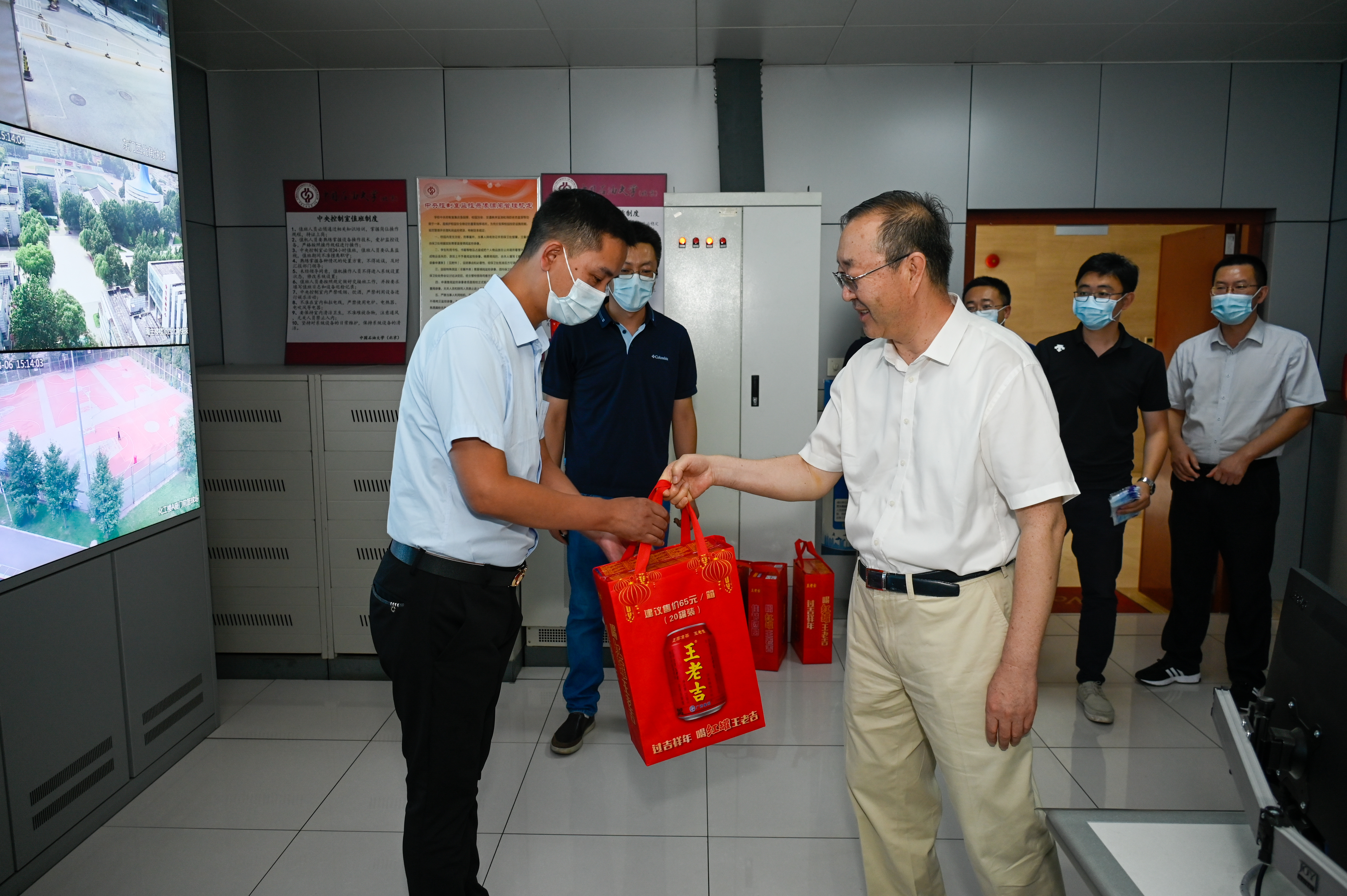 f0a0f10cc99c48258732731a4c6b2f65.jpg f0a0f10cc99c48258732731a4c6b2f65.jpg