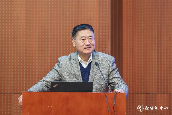 院士报告-20231228_第31届中国石油大学（北京）测井年会  胡桂宇  摄  (7).jpg